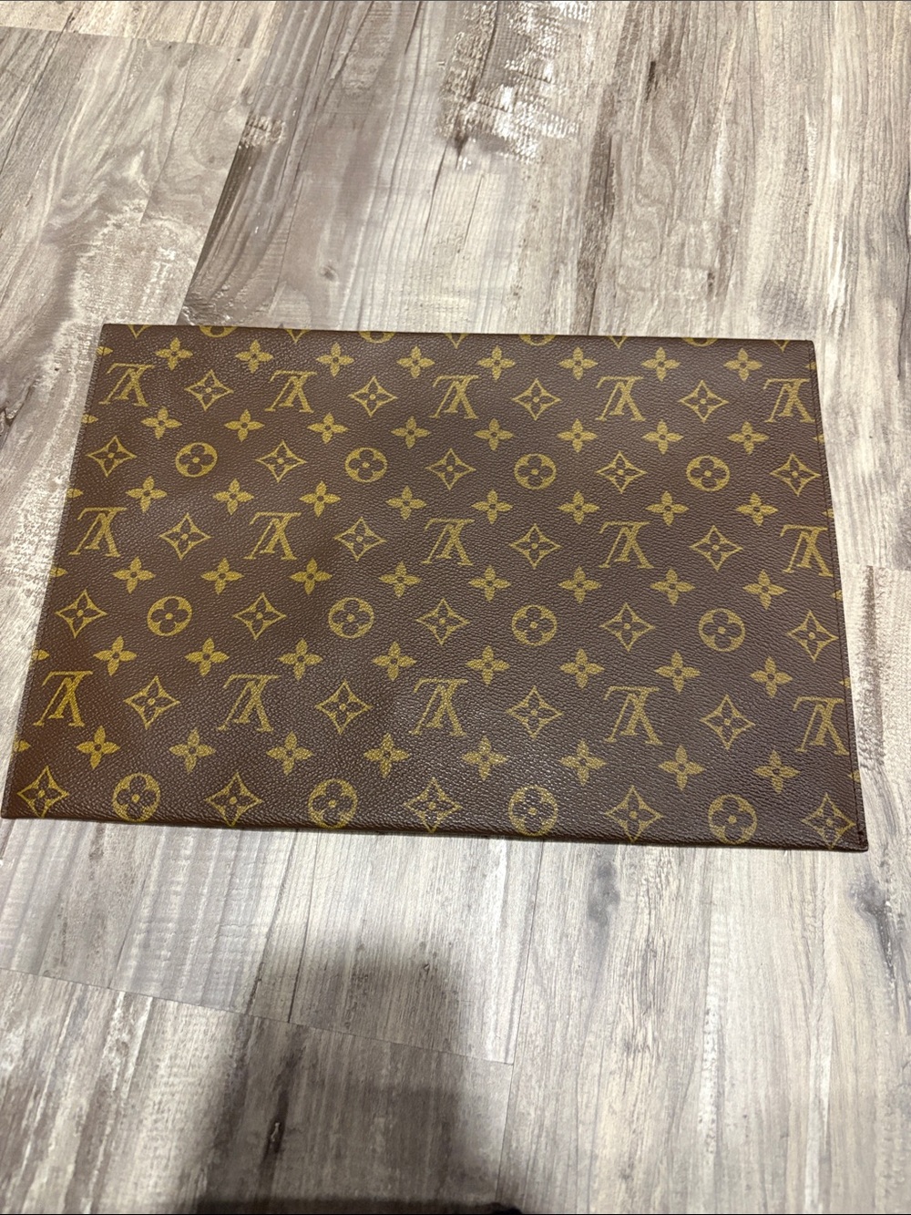 ❌SOLD❌ Louis Vuitton Monogram Envelope Document Holder in Brown and Gold - Picture 3 of 14
